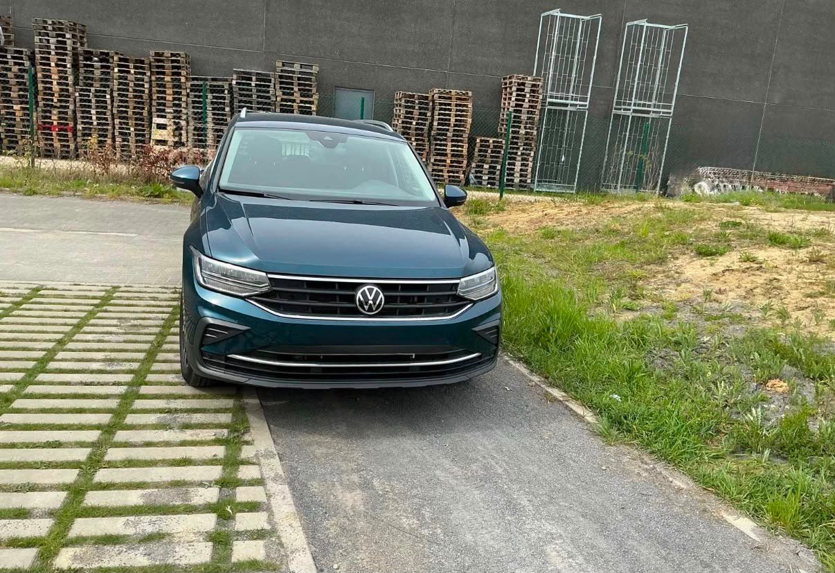 VW Tiguan United 1.5 - Arrière 3/4